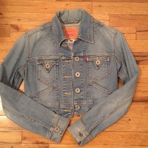 Levi’s Cropped Jean Jacket